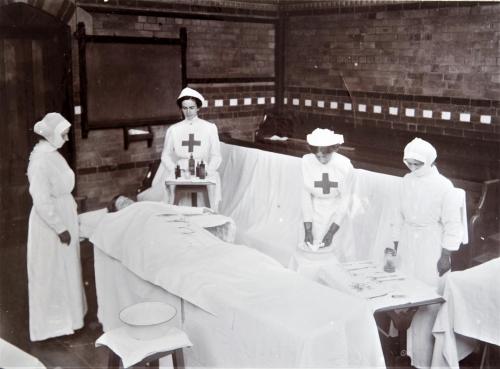 Red Cross Inspection, 1913 operating theatre LF310-11